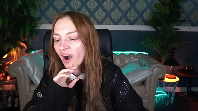 FoxyMayy online show from 04/23/26, 04:20