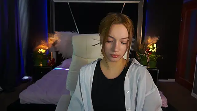 Snapshot of FoxyMayy chatting on 05/18/26, 01:06 FoxyMayy online show from 05/18/26, 01:06