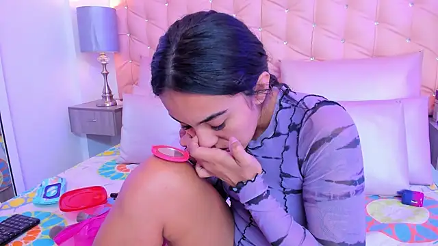 Leslie Bussh  online show from 03/27/26, 12:05