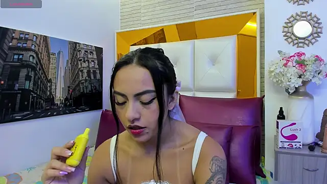 Leslie Bussh  online show from 04/15/26, 12:56