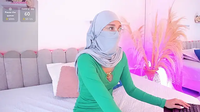 Ridwana  online show from 11/19/25, 11:54