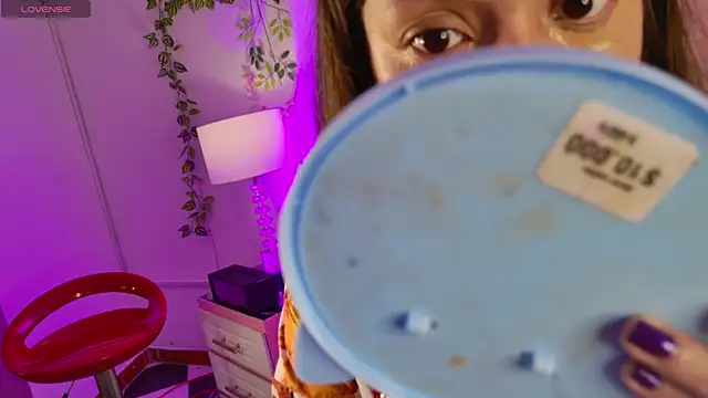 Lauuu2007 online show from 04/23/26, 08:55