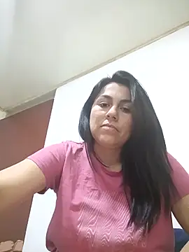 vanessa-titisM online show from 10/26/25, 04:51