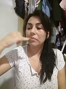 vanessa-titisM online show from 11/15/25, 02:20