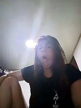 vanessa-titisM online show from 03/18/26, 09:34