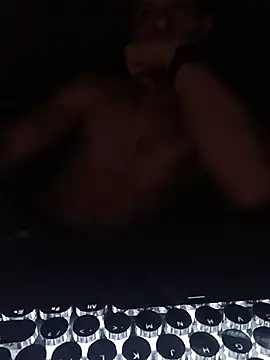 SerhioAmoralez online show from 04/25/26, 11:02