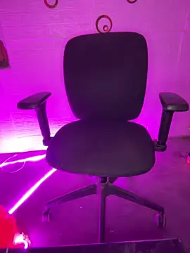 Snapshot of The_Lustful_Desire chatting on 10/10/25, 05:56 The Lustful Desire online show from 10/10/25, 05:56