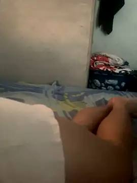 Snapshot of laiisowk chatting on 11/22/25, 08:41 laiisowk online show from 11/22/25, 08:41