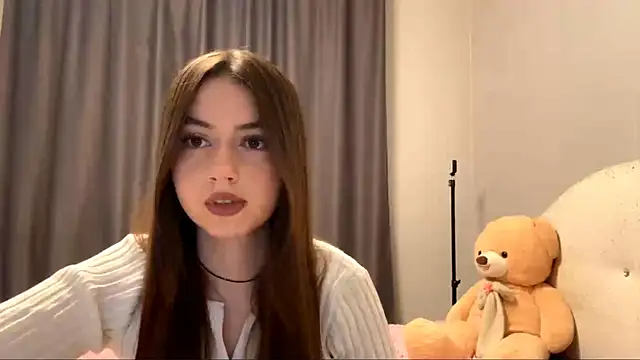 CatherinDream online show from 12/01/25, 01:05