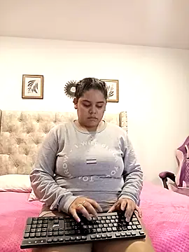 Anabelle 00  online show from 10/25/25, 04:09