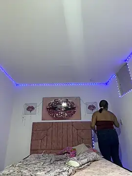 Anabelle 00  online show from 05/15/26, 03:13