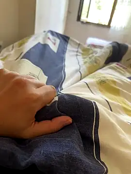 LAZ3R1 online show from 11/04/25, 08:02