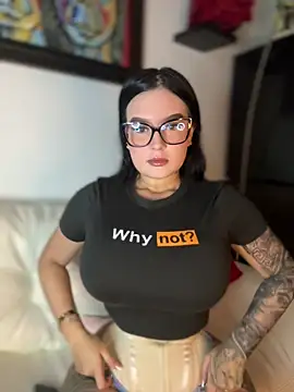 GabyMejiaa online show from 12/23/25, 12:19