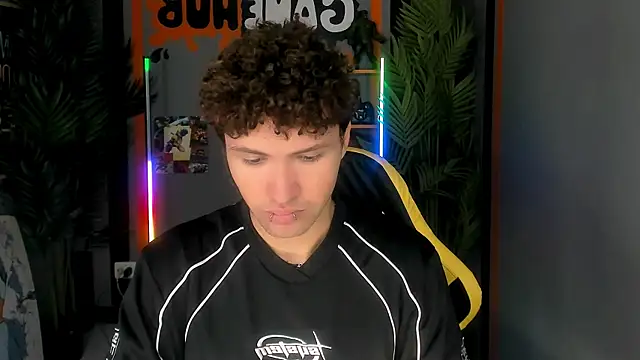 JonnyDarka online show from 11/28/25, 08:17