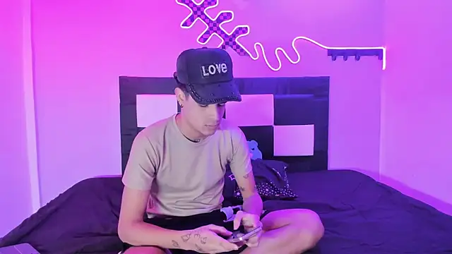 Lucky boys  X online show from 04/01/26, 11:33