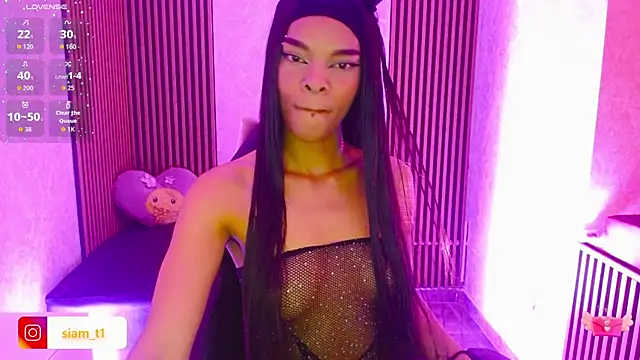 Miagates tay online show from 10/31/25, 03:29