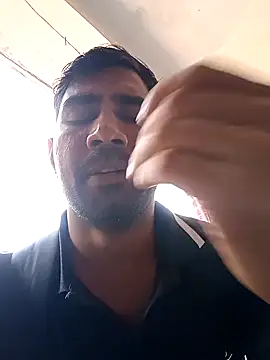 Snapshot of snadycam chatting on 09/17/25, 06:48 snadycam online show from 09/17/25, 06:48