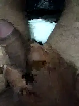 Snapshot of snadycam chatting on 10/22/25, 03:07 snadycam online show from 10/22/25, 03:07