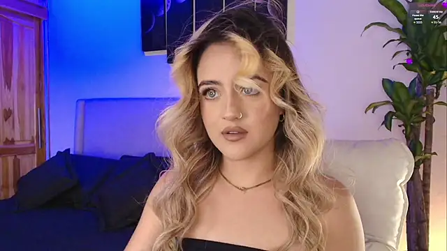 MaryMoon  online show from 11/15/25, 09:00