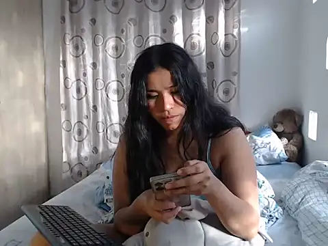 Snapshot of Pamela_mua chatting on 10/02/25, 11:39 Pamela mua online show from 10/02/25, 11:39