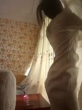 Snapshot of luy-xinh02 chatting on 09/21/25, 02:02 luy-xinh02 online show from 09/21/25, 02:02