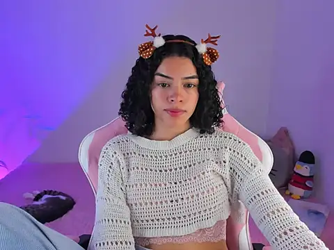 maddy parker   online show from 12/21/25, 07:32