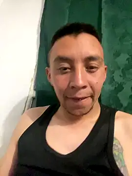 Snapshot of eslabon19 chatting on 09/15/25, 04:56 eslabon19 online show from 09/15/25, 04:56