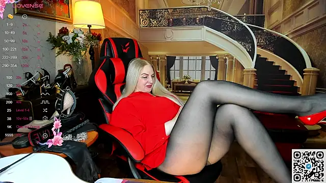 Nina Devillle online show from 03/12/26, 11:38