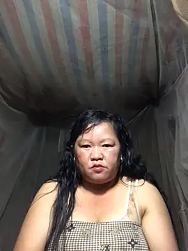 Snapshot of riso-00 chatting on 09/17/25, 01:13 riso-00 online show from 09/17/25, 01:13