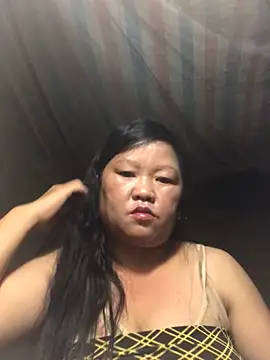 Snapshot of riso-00 chatting on 09/21/25, 01:57 riso-00 online show from 09/21/25, 01:57