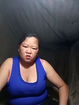 Snapshot of riso-00 chatting on 10/02/25, 10:28 riso-00 online show from 10/02/25, 10:28