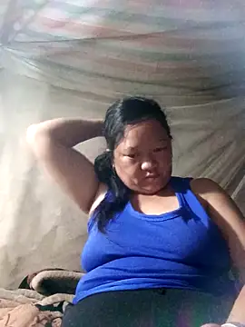 Snapshot of riso-00 chatting on 10/15/25, 03:01 riso-00 online show from 10/15/25, 03:01