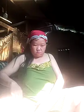 Snapshot of riso-00 chatting on 12/02/25, 11:37 riso-00 online show from 12/02/25, 11:37