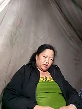 Snapshot of riso-00 chatting on 12/03/25, 02:59 riso-00 online show from 12/03/25, 02:59