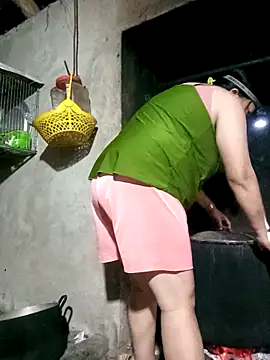 riso-00 online show from 03/31/26, 01:44