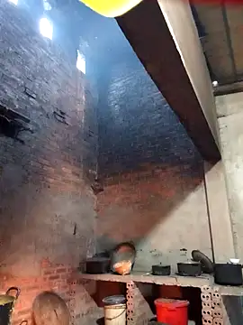 Snapshot of SSexykute3456 chatting on 10/15/25, 12:33 SSexykute3456 online show from 10/15/25, 12:33