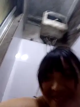 Snapshot of SSexykute3456 chatting on 10/29/25, 12:18 SSexykute3456 online show from 10/29/25, 12:18