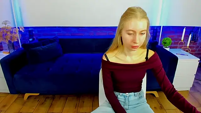 Alina Blonde online show from 10/29/25, 06:48