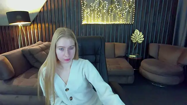 Alina Blonde online show from 04/09/26, 06:19