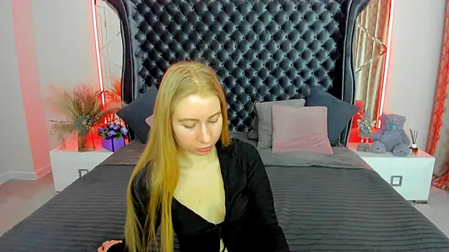 Alina Blonde online show from 04/25/26, 05:54