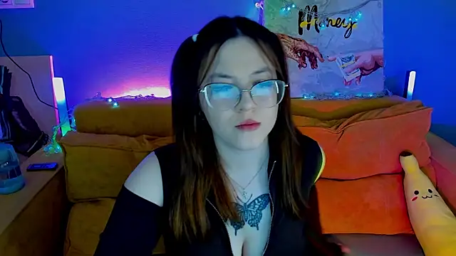 Krysadapp online show from 03/30/26, 09:10