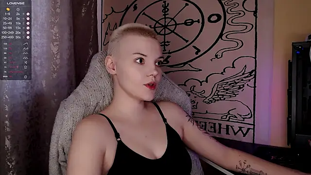 Snapshot of KrisNeal chatting on 02/05/26, 09:03 KrisNeal online show from 02/05/26, 09:03