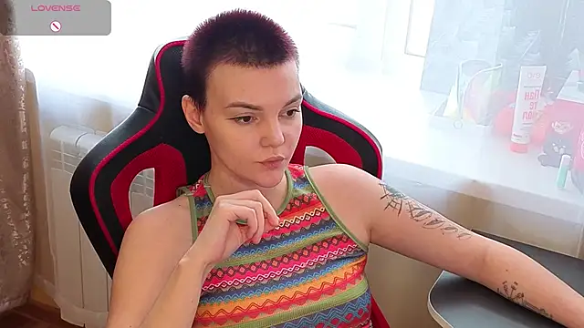 Snapshot of KrisNeal chatting on 02/20/26, 09:32 KrisNeal online show from 02/20/26, 09:32