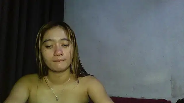 Snapshot of Elysia_Fox chatting on 06/17/26, 05:32 Elysia Fox online show from 06/17/26, 05:32