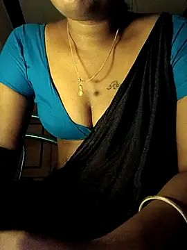 Snapshot of Tamil_Kavitha chatting on 04/25/26, 05:10 Tamil Kavitha online show from 04/25/26, 05:10