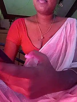 Snapshot of Tamil_Kavitha chatting on 04/28/26, 05:56 Tamil Kavitha online show from 04/28/26, 05:56
