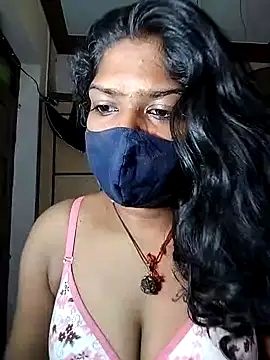 Snapshot of Tamil_Kavitha chatting on 07/05/26, 05:03 Tamil Kavitha online show from 07/05/26, 05:03