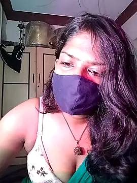 Snapshot of Tamil_Kavitha chatting on 07/05/26, 05:09 Tamil Kavitha online show from 07/05/26, 05:09