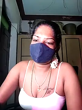 Snapshot of Tamil_Kavitha chatting on 07/19/26, 05:55 Tamil Kavitha online show from 07/19/26, 05:55