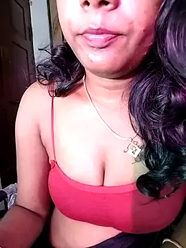 Snapshot of Tamil_Kavitha chatting on 07/21/26, 07:32 Tamil Kavitha online show from 07/21/26, 07:32